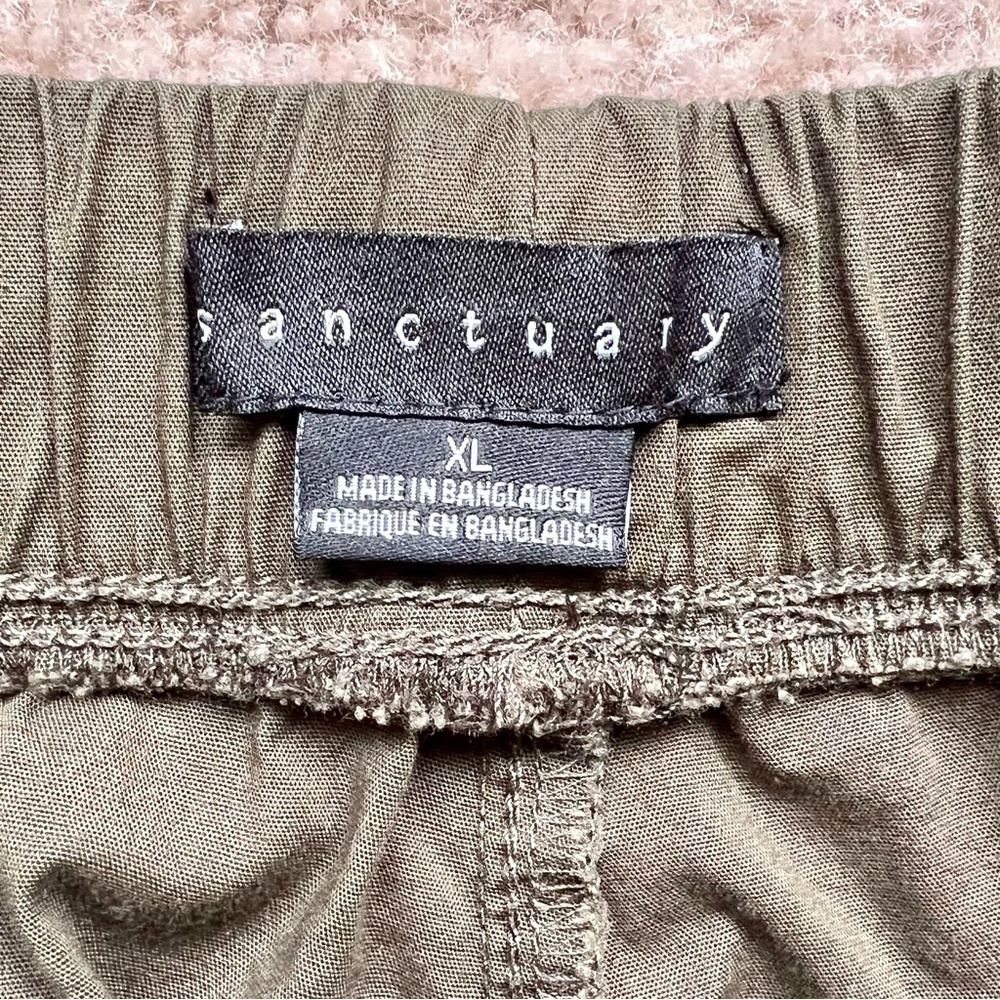 Sanctuary Utility Pant in Olive Green - Picture 5 of 6
